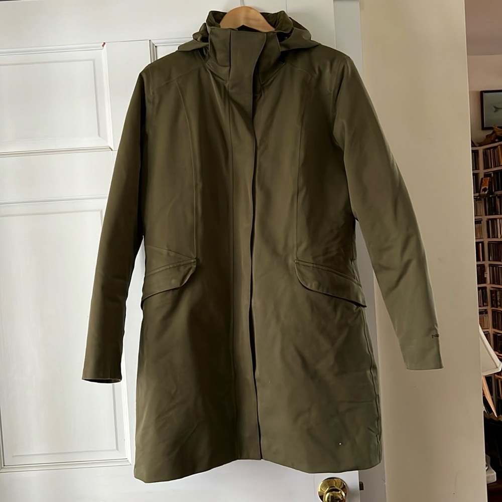 Patagonia Women’s Down Parka